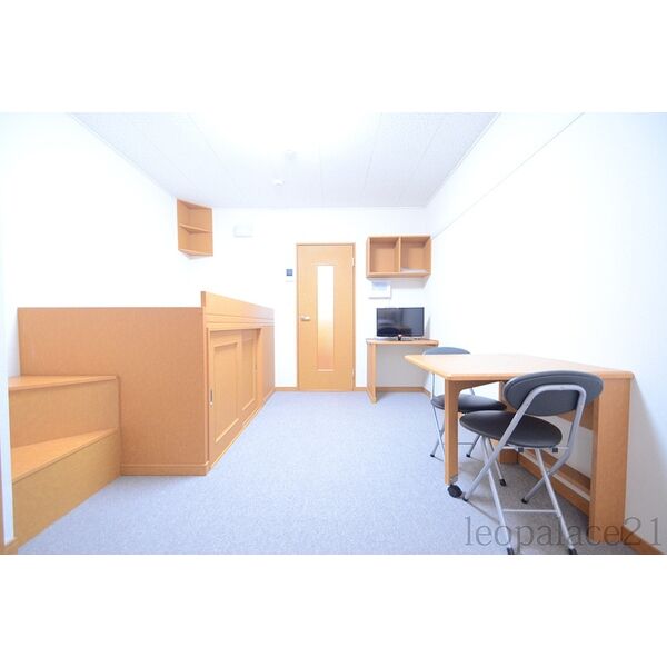 レオパレスフラットタカト 室内写真8
