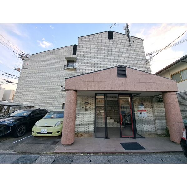 トマーテ桂 建物画像