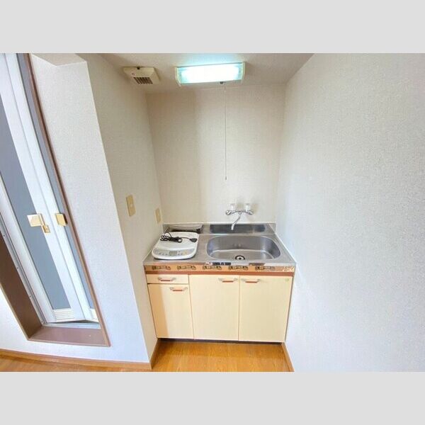 メゾネット北川 室内写真5