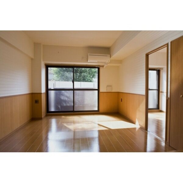 Grand E’terna 京大正門前 室内写真1