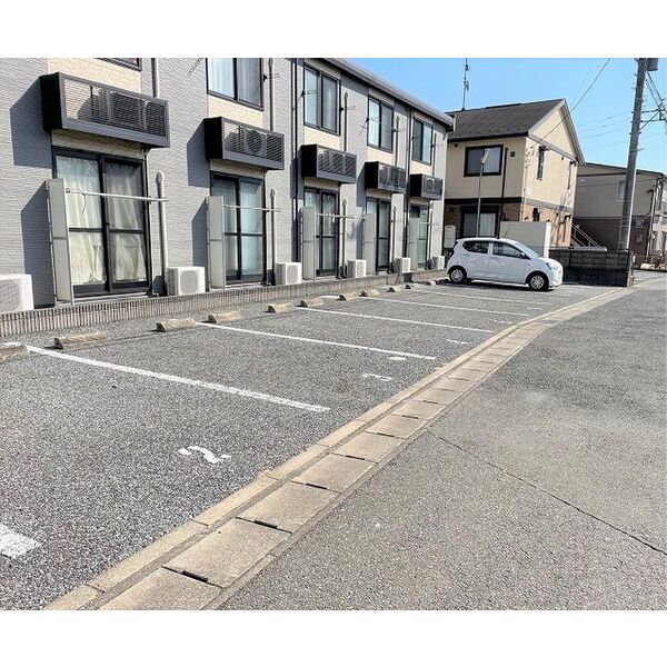 レオパレス9街区 室内写真3