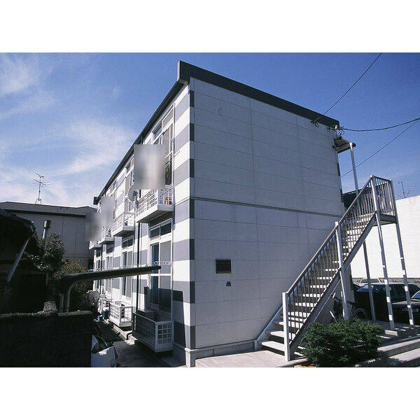 レオパレスセレス小鹿 建物画像