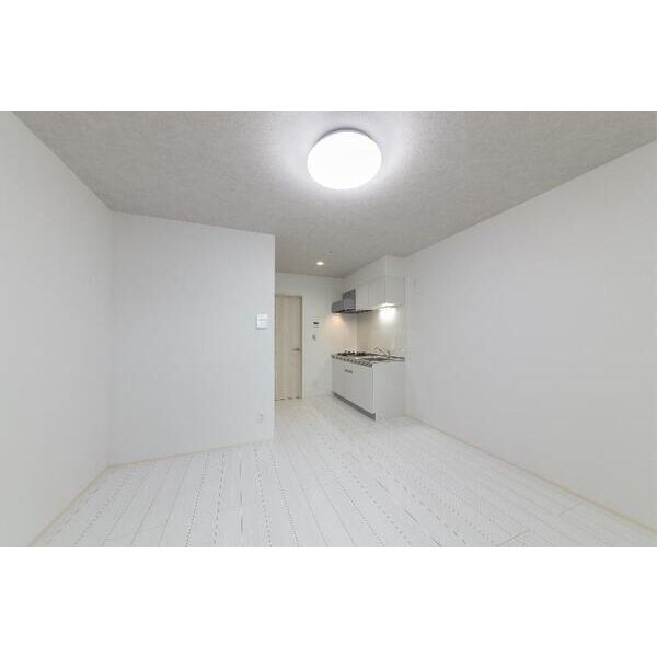 CRASTINE大蓮北4丁目C 室内写真1