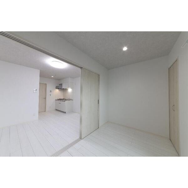 CRASTINE大蓮北4丁目C 室内写真2