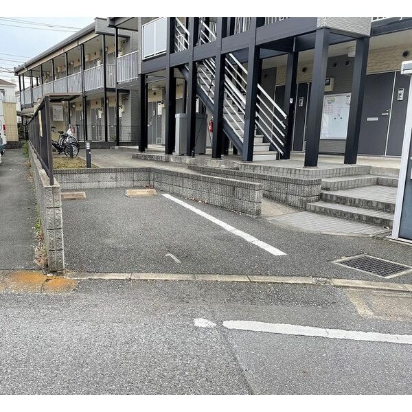 レオパレスシェソワⅣ 室内写真3