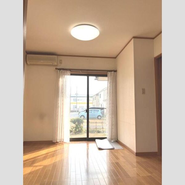 栄町戸建 室内写真4