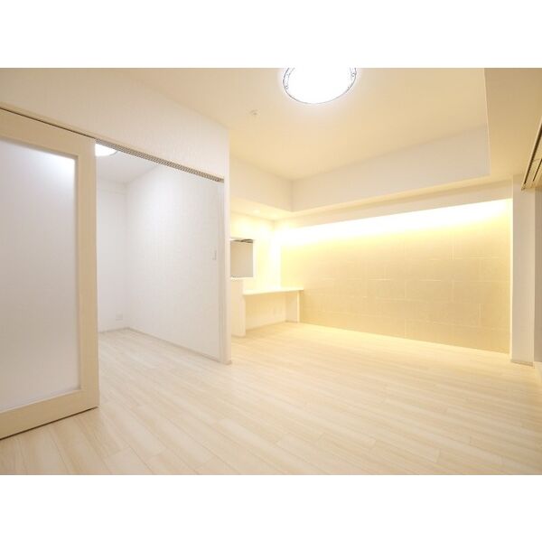 プレジオ弁天町11-15F 室内写真3