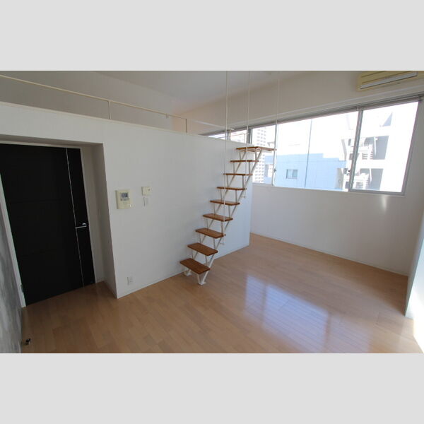 プライムアーバン芝浦LOFT 室内写真2