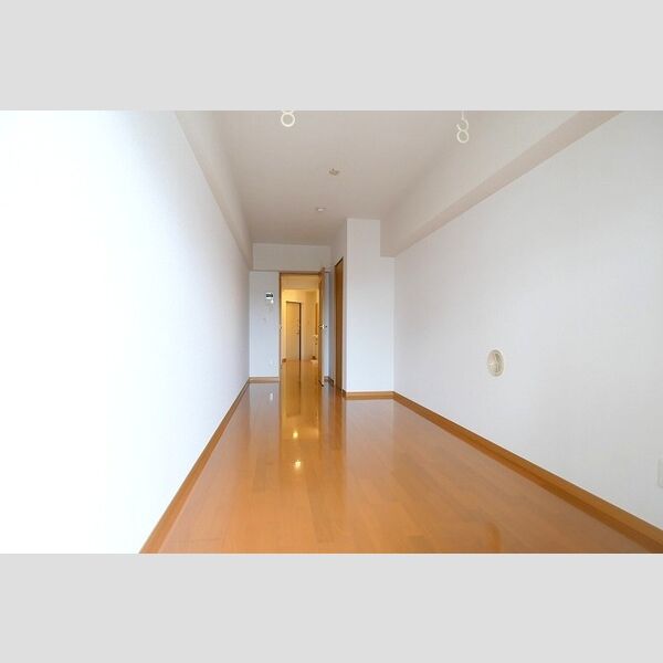 TRADIS NIPPORI S 室内写真1