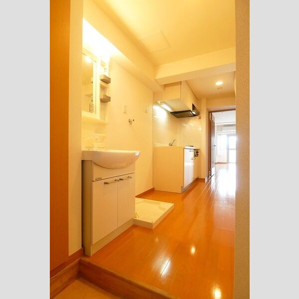 TRADIS NIPPORI S 室内写真2