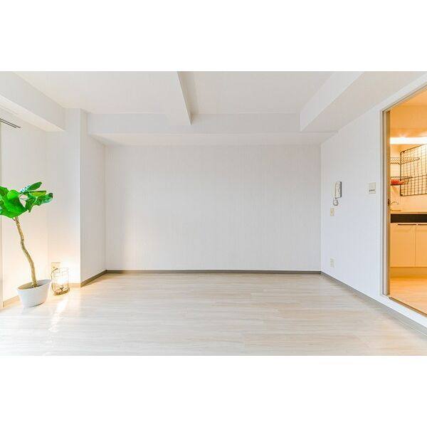 BONNY HIROZI 室内写真3