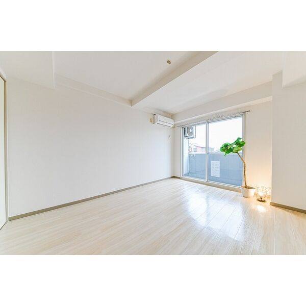 BONNY HIROZI 室内写真4