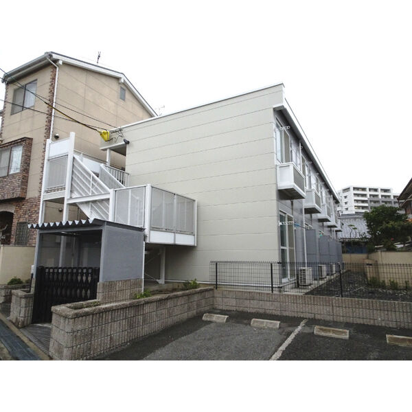 レオパレスアルテミス 建物画像