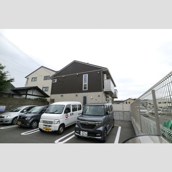 白城苑 建物画像