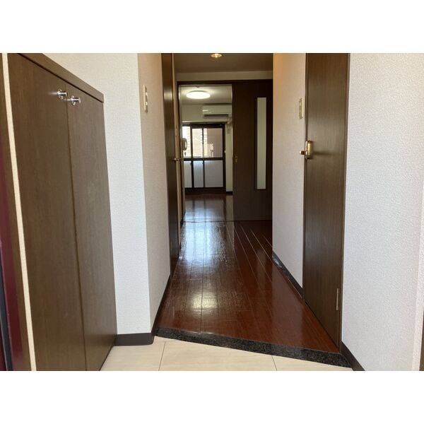 YOSHIX代官町 室内写真1