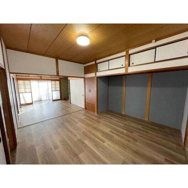 各務原市緑苑西戸建て 室内写真1