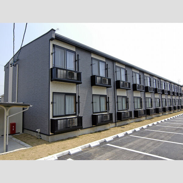 レオパレスセレッソ スドー 建物画像