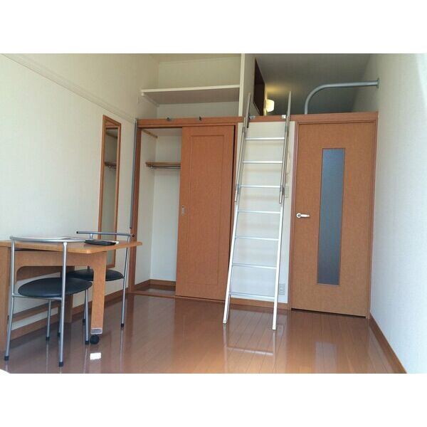 レオパレス新町 室内写真9