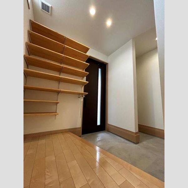 片坂町2丁目戸建 室内写真3