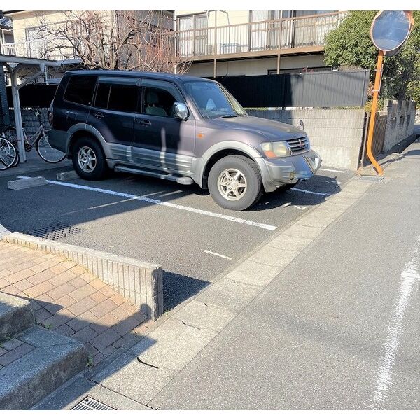 レオパレスコートサイド ヴィラ 室内写真3