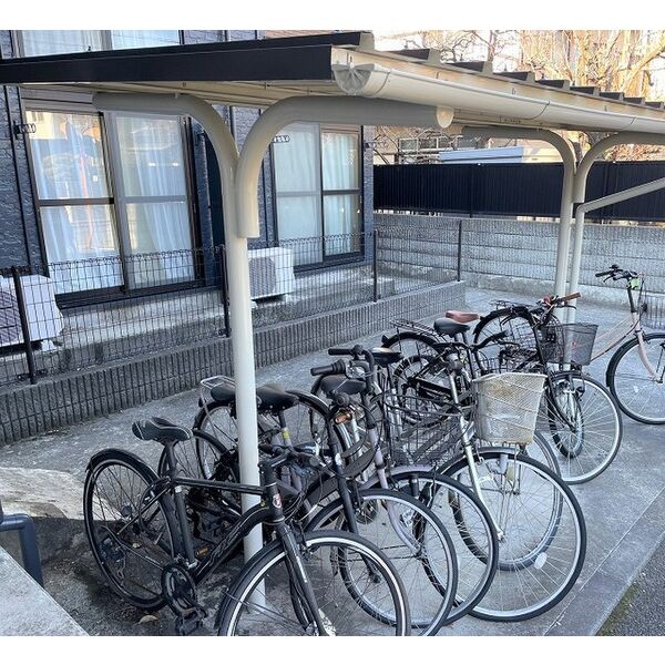 レオパレスコートサイド ヴィラ 室内写真5