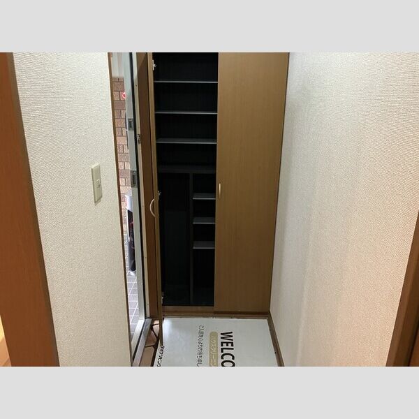 アルカイックシャトー 東館 室内写真3