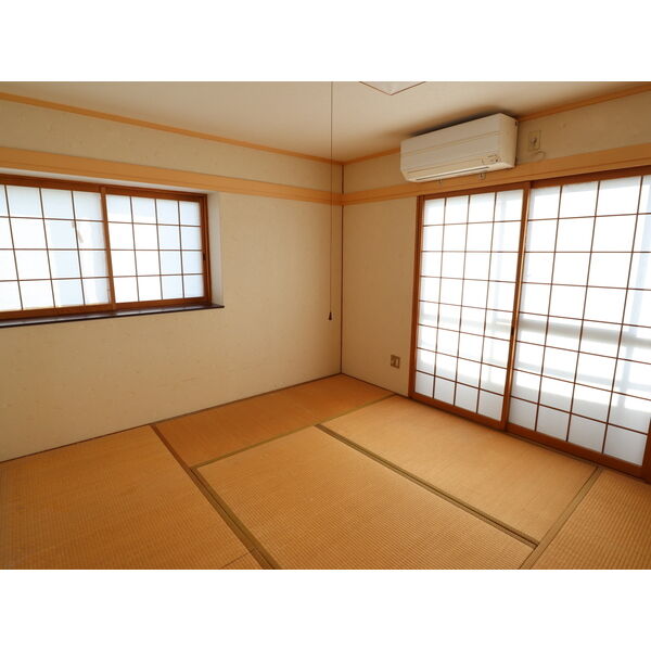 五月町6番戸建 室内写真1