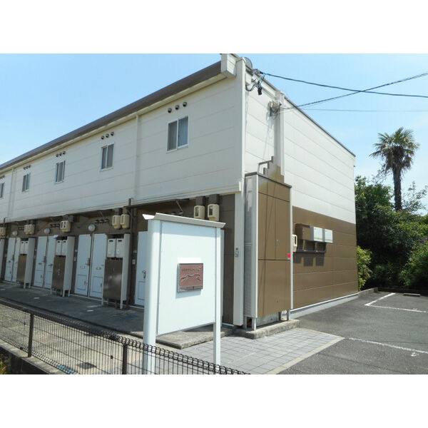 レオパレスプレミール 建物画像