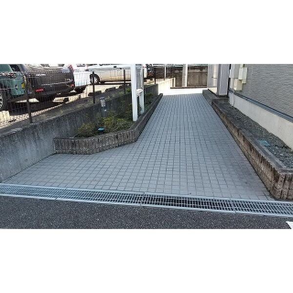 レオパレスカモミール 室内写真8