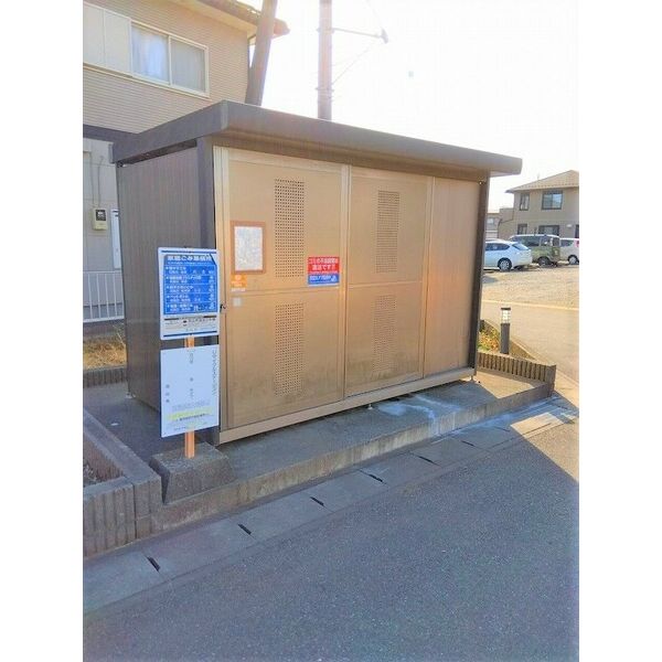 レオパレスオークヒルズC 室内写真4
