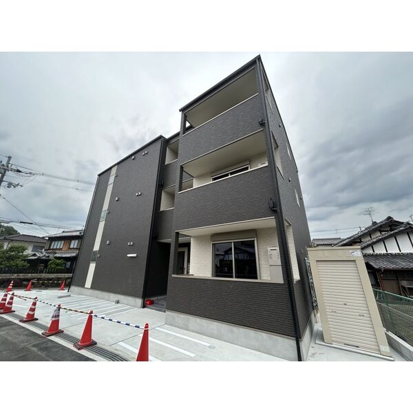 ジーメゾン渚元町プレディア 建物画像