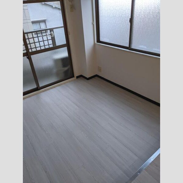 AIROSE豊中 室内写真1