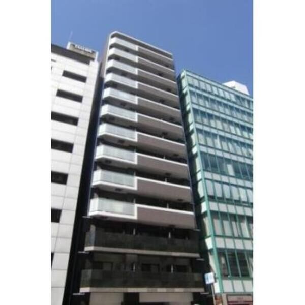ルーエ本町 建物画像
