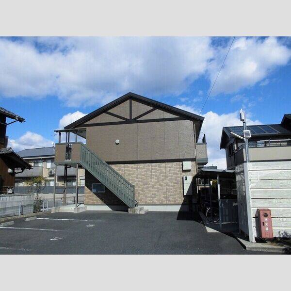 REVEUR 建物画像