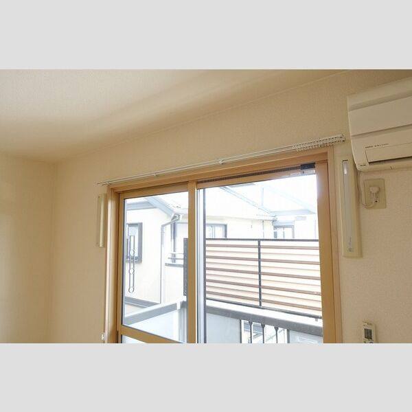REVEUR 室内写真2