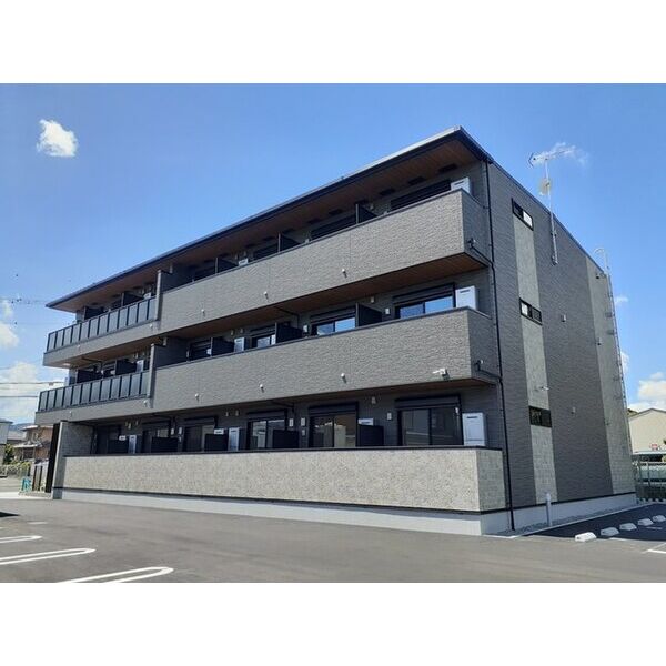 メゾン リアリⅡ 建物画像