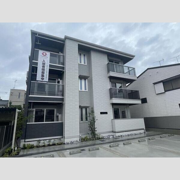 COMU TERRACE 建物画像