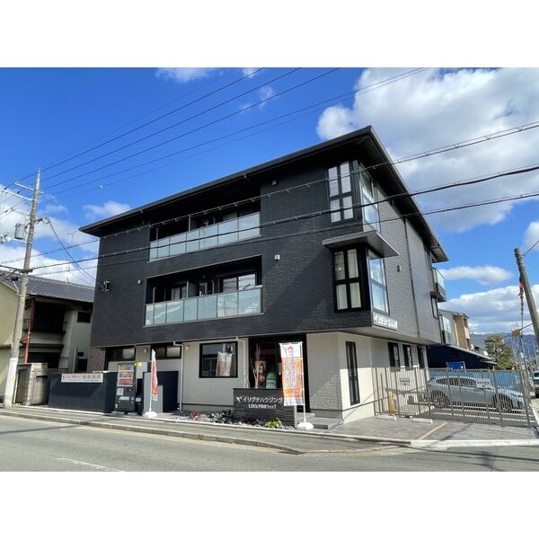 エントランスライフ西野山東