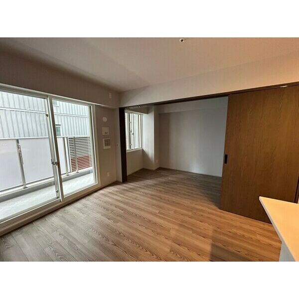 ローレルタワー堺筋本町 室内写真1
