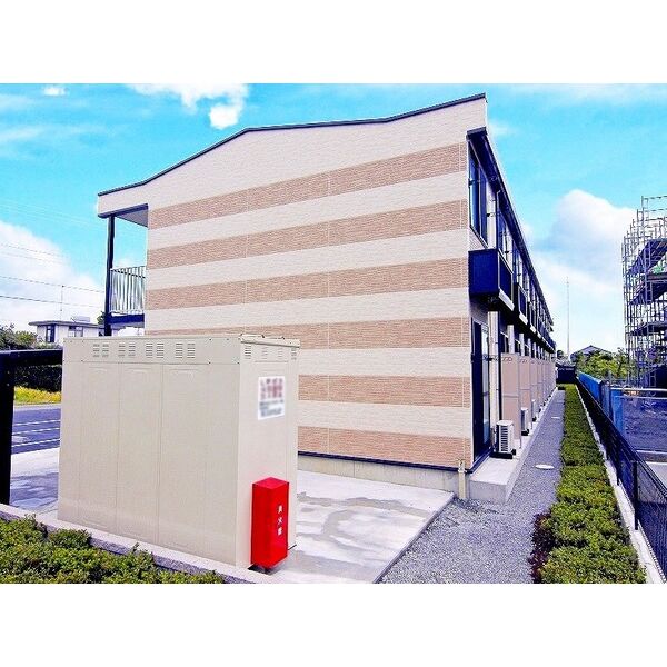 レオパレスアカンプリッシュ 建物画像