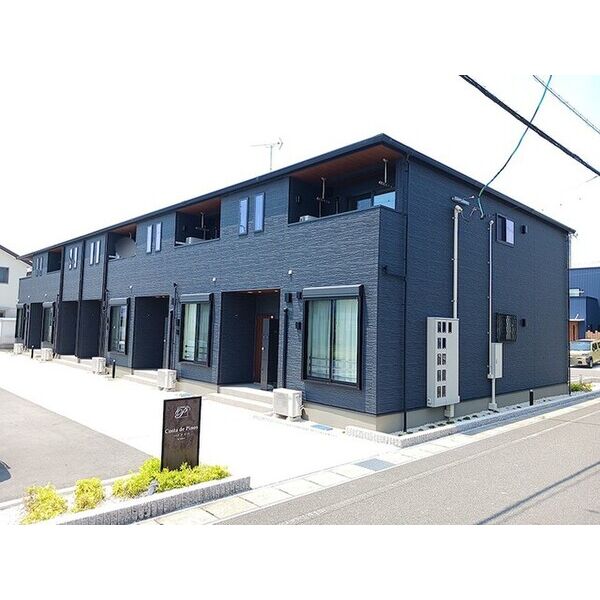 コスタ デ ピノス 建物画像
