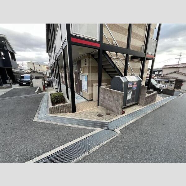 レオパレス刀根山 室内写真6