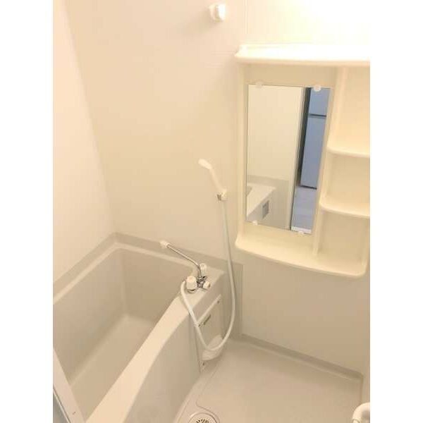 プレサンス難波元町 室内写真3
