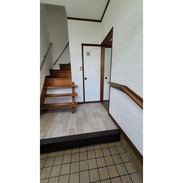 羽曳野市高鷲戸建 室内写真2