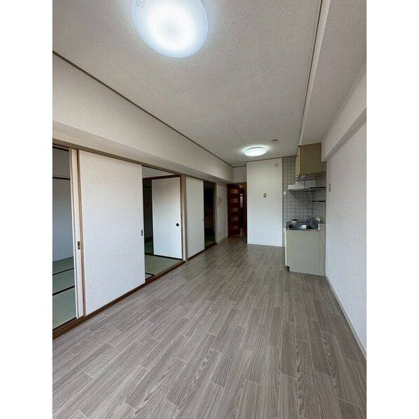 石照マンション花池 室内写真3