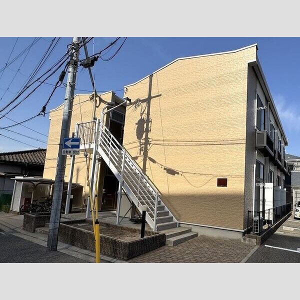 レオパレス道意1号 建物画像