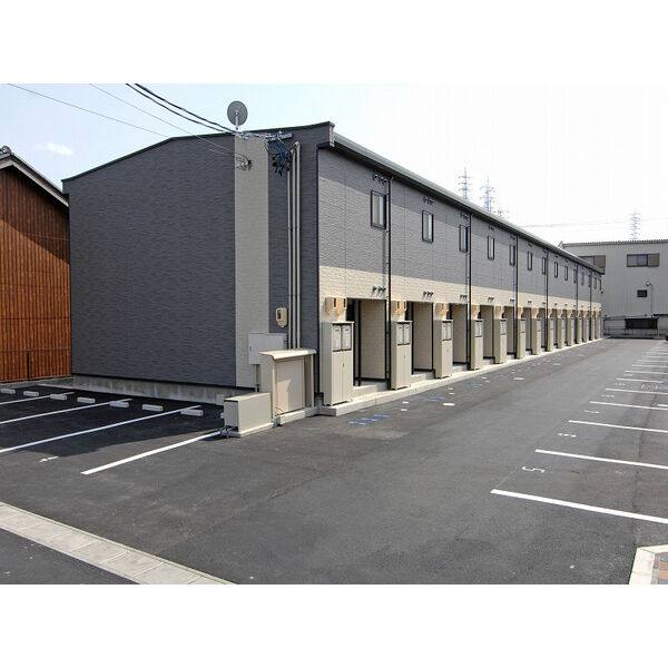 レオパレスグランメール 建物画像