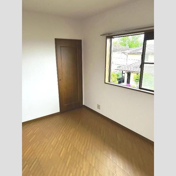 新光風台4丁目戸建 室内写真2