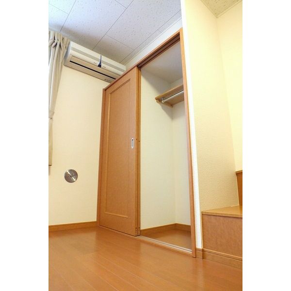 レオパレスプリマヴェーラ 室内写真8