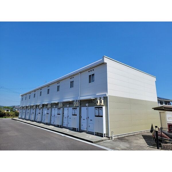 レオパレス春 建物画像